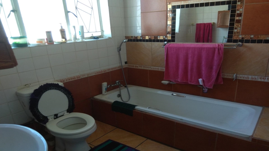3 Bedroom Property for Sale in Oranjeville Free State